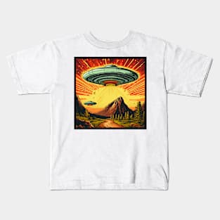 Vintage Comics UFO Encounters UFO Witness Cartoon Vintage Kids T-Shirt